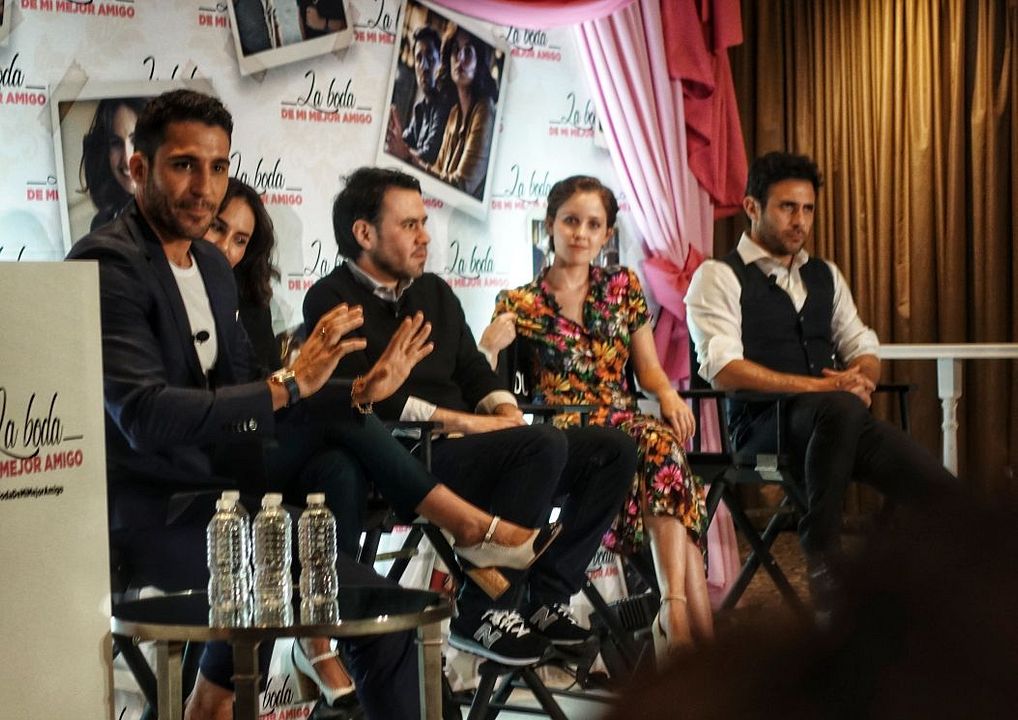 La boda de mi mejor amigo : Cobertura de revista