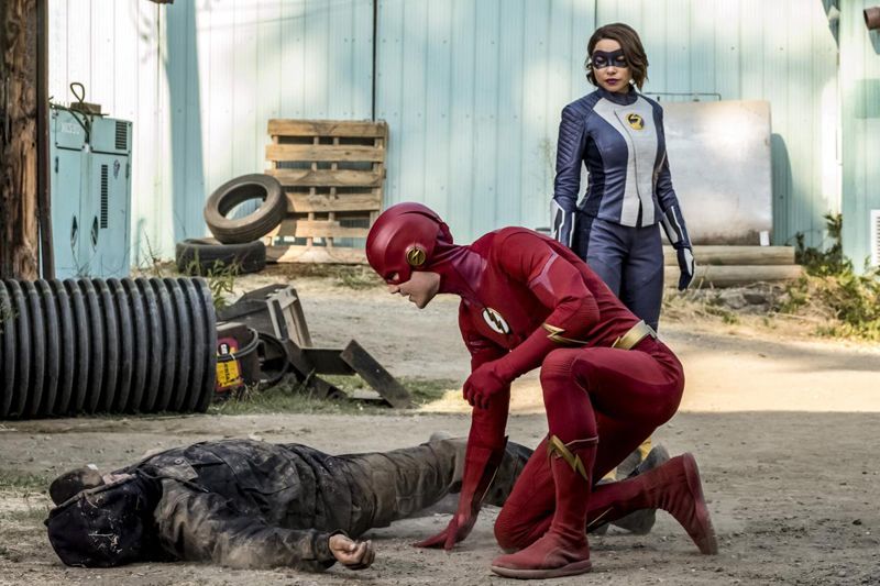 Flash : Foto Jessica Parker Kennedy, Grant Gustin
