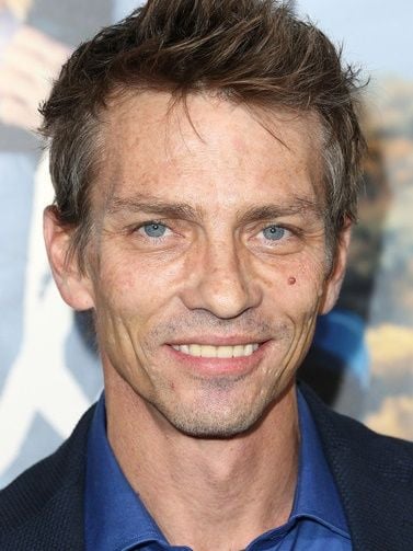 Póster Charles Baker (II)