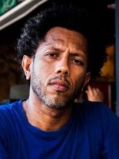 Póster Jhon Narváez