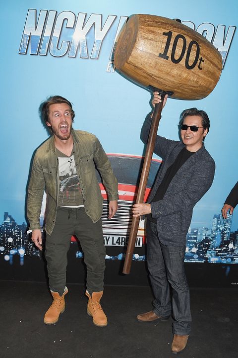 Cobertura de revista Philippe Lacheau