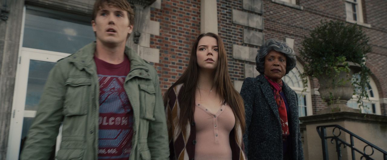 Glass : Foto Charlayne Woodard, Spencer Treat Clark, Anya Taylor-Joy