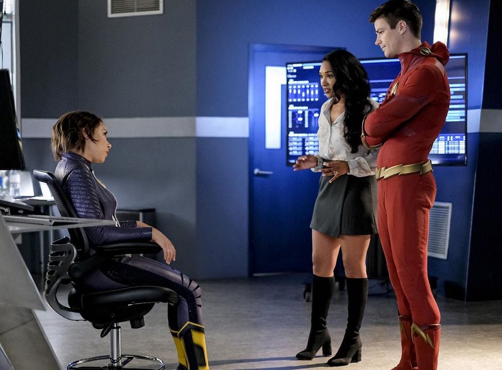 Flash : Foto Grant Gustin, Jessica Parker Kennedy, Candice Patton