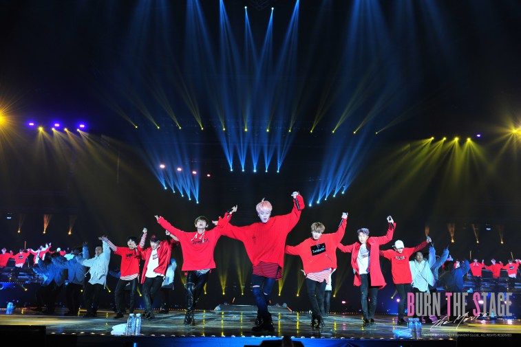 Burn the Stage: La película : Foto