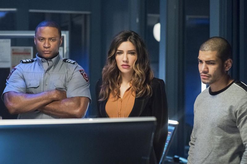 Arrow : Póster Juliana Harkavy