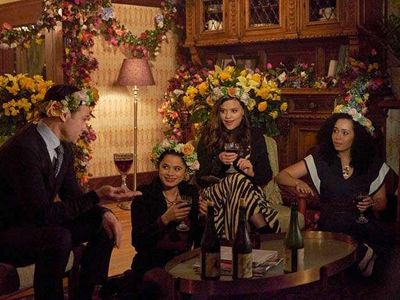 Foto Melonie Diaz, Rupert Evans