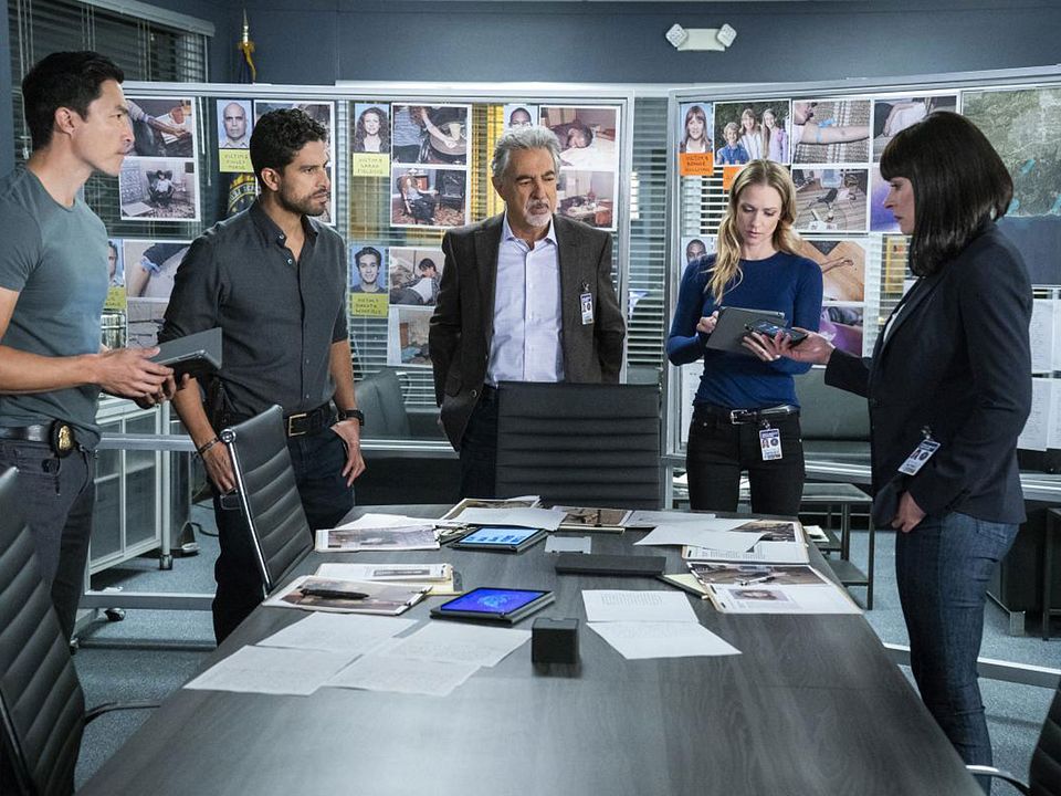 Mentes criminales : Foto Adam Rodriguez, Daniel Henney, Paget Brewster, Joe Mantegna