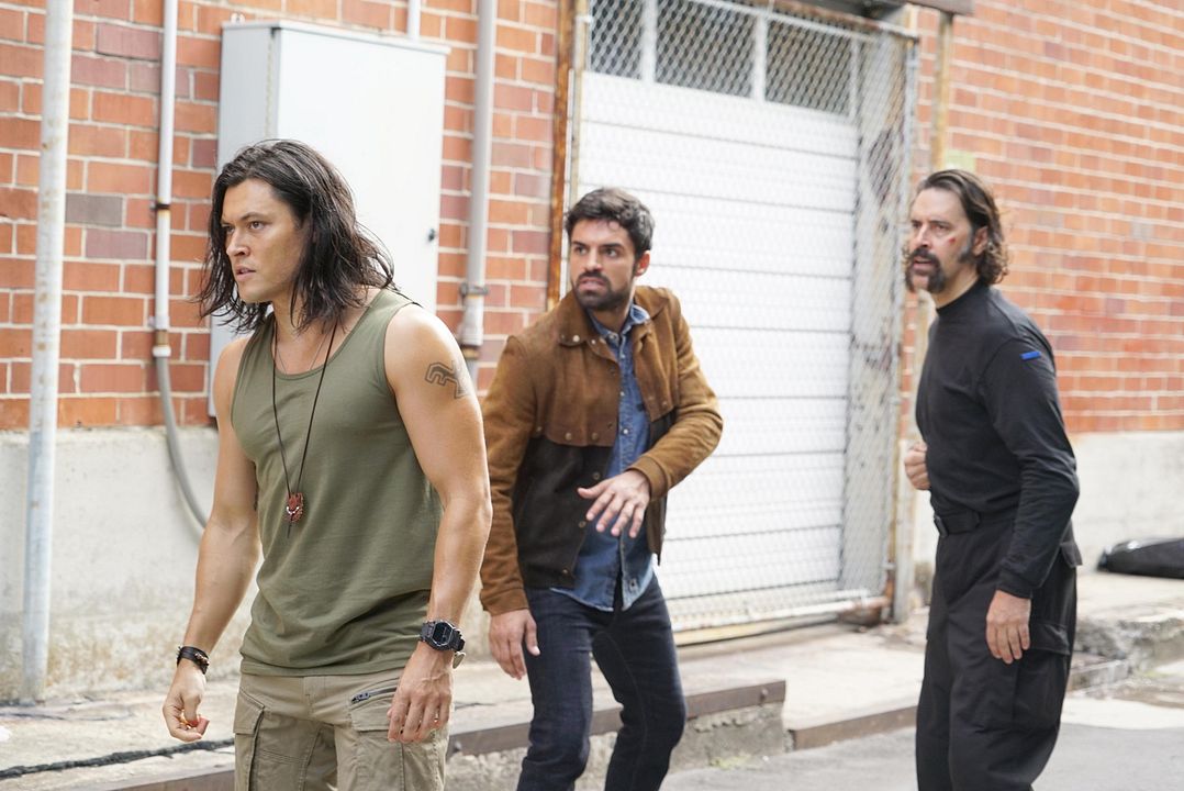 The Gifted : Foto Jeffrey Daniel Phillips, Sean Teale