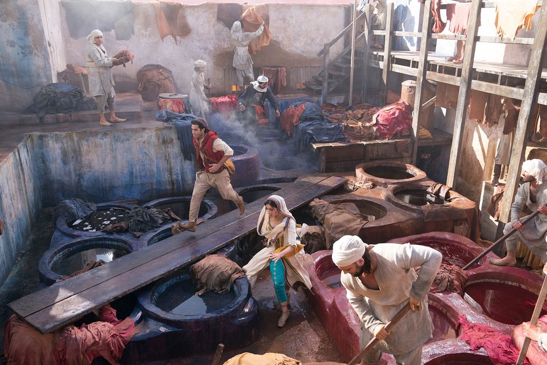 Aladdin : Foto Naomi Scott, Mena Massoud