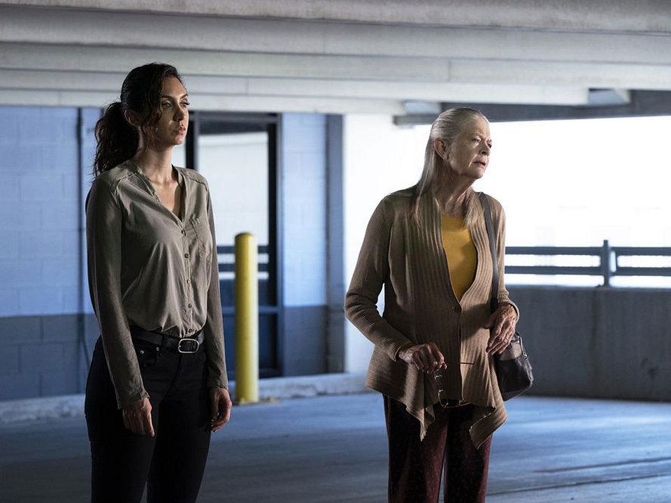 The Blacklist : Foto Mozhan Marnò