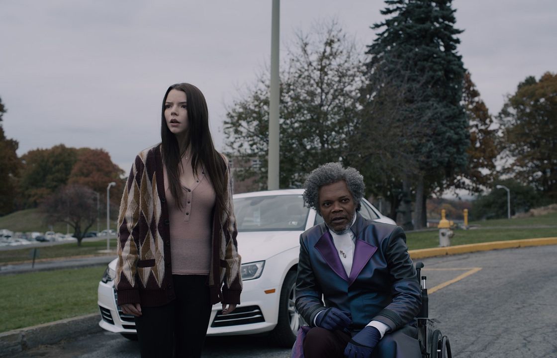 Glass : Foto Anya Taylor-Joy, Samuel L. Jackson