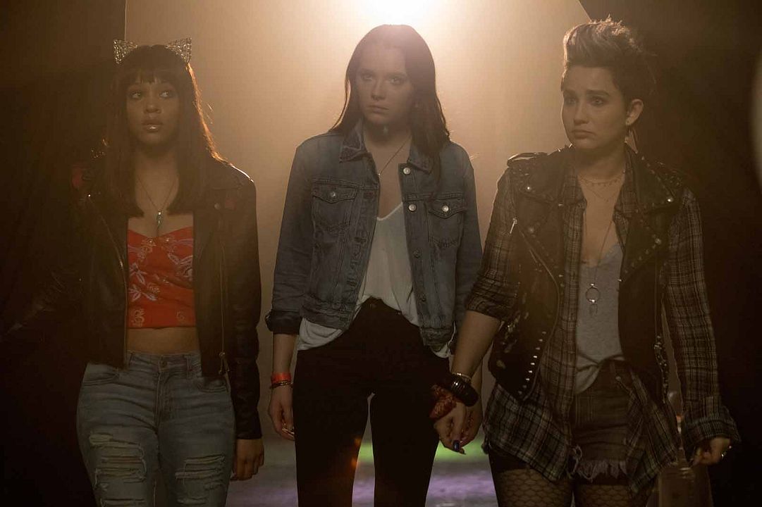 Hell fest: juegos diabólicos : Foto Amy Forsyth, Bex Taylor-Klaus, Reign Edwards