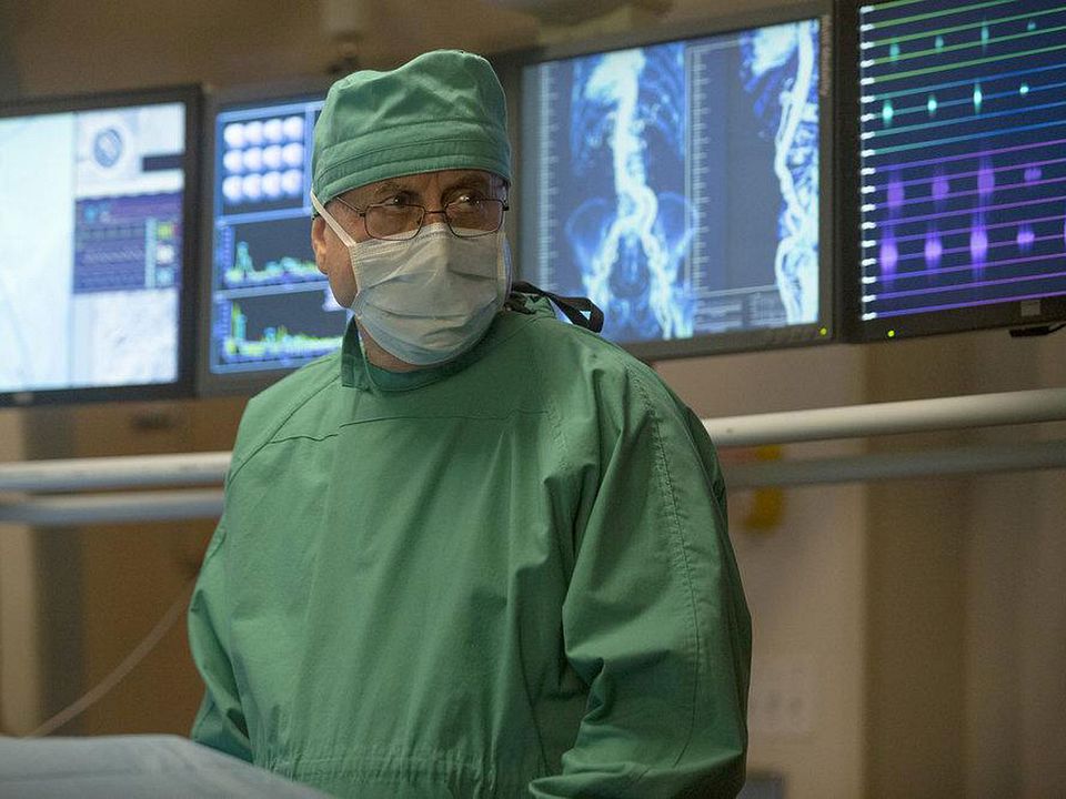 New Amsterdam (2018) : Foto Anupam Kher