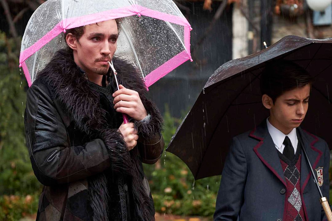 The Umbrella Academy : Foto Robert Sheehan, Aidan Gallagher