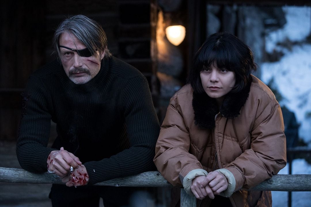 Polar : Foto Vanessa Hudgens, Mads Mikkelsen