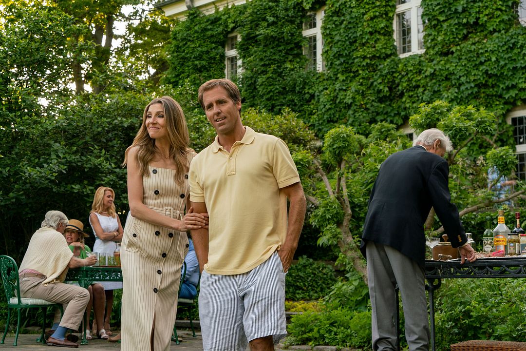 Friends From College : Foto Nat Faxon, Sarah Chalke