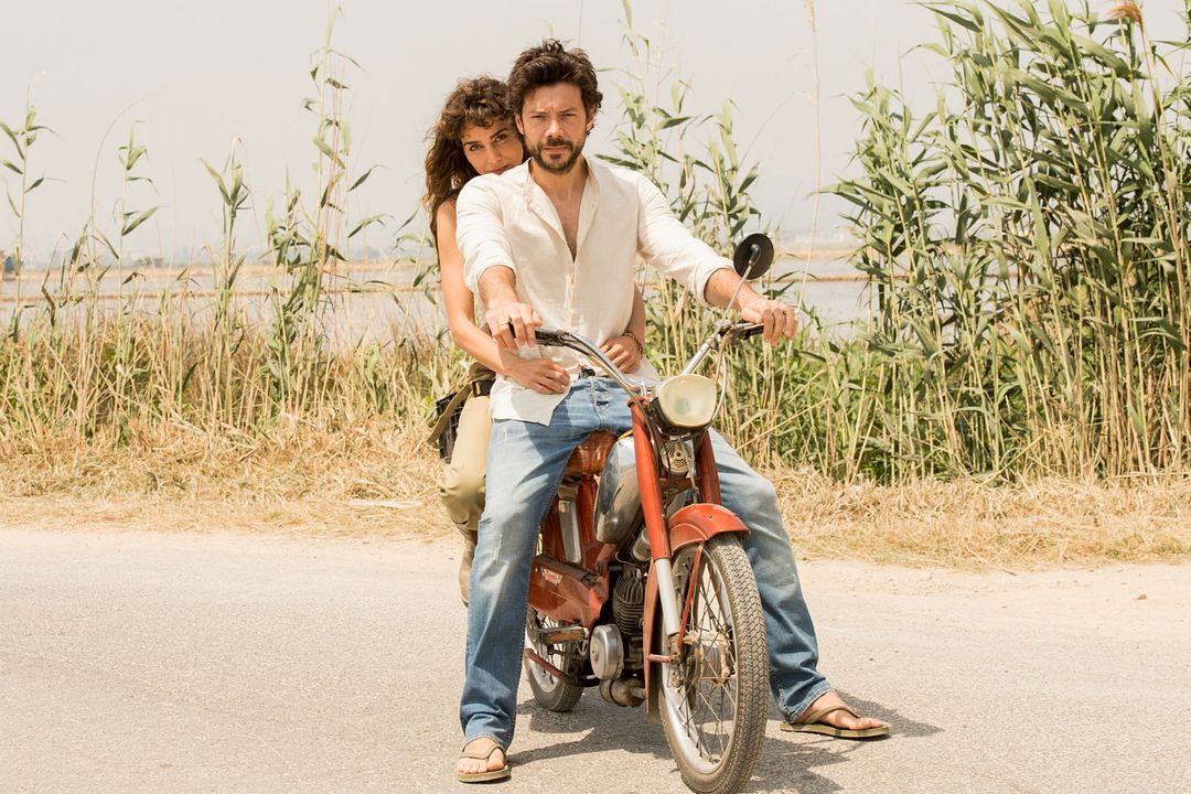 El Embarcadero : Foto Álvaro Morte, Irene Arcos