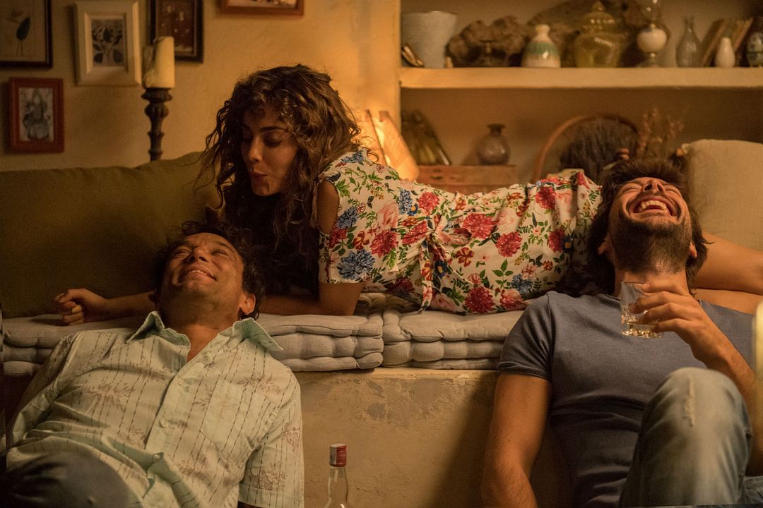 El Embarcadero : Foto Álvaro Morte, Irene Arcos