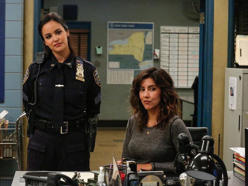 Brooklyn, Precinto 99 : Foto Stephanie Beatriz, Melissa Fumero