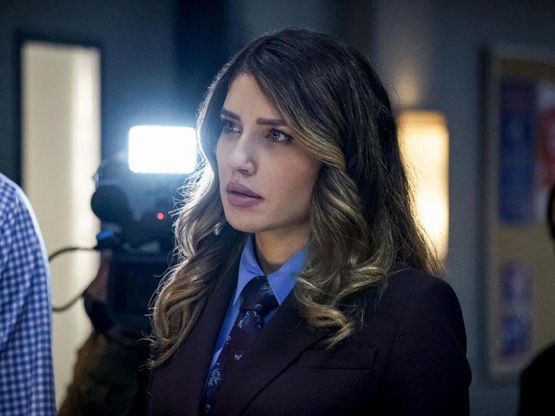 Arrow : Foto Juliana Harkavy
