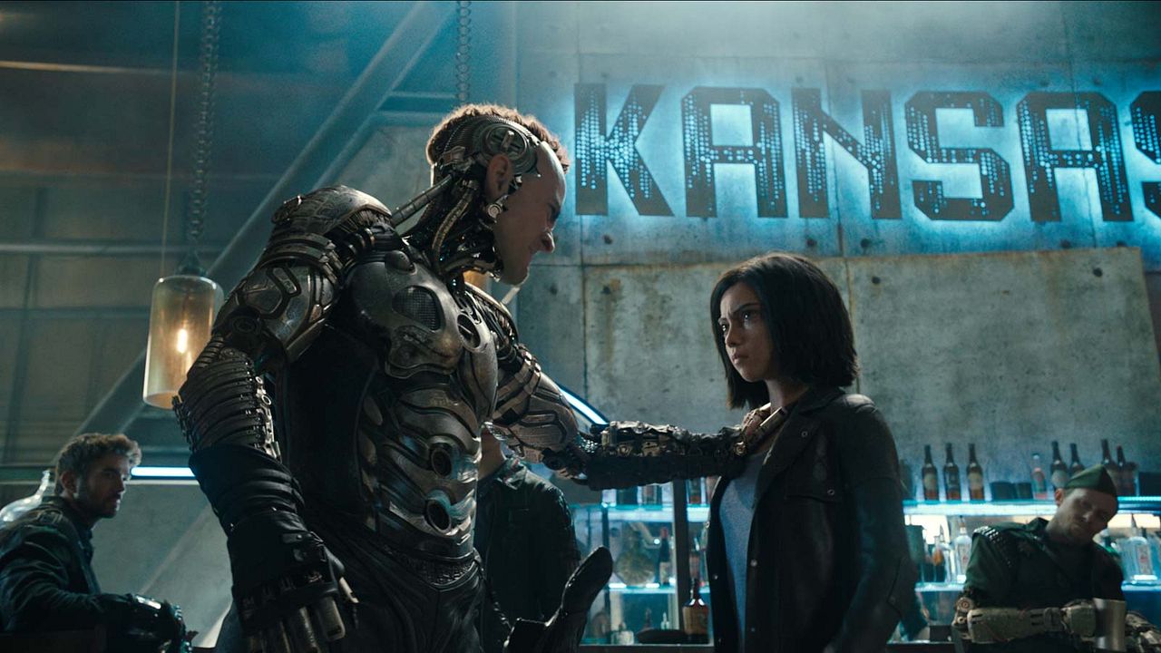 Battle angel: la última guerrera : Foto Rosa Salazar, Ed Skrein