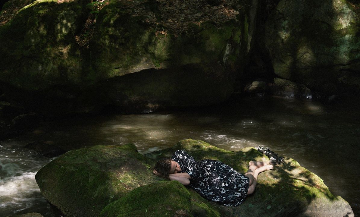 I Was at Home, But : Foto Maren Eggert