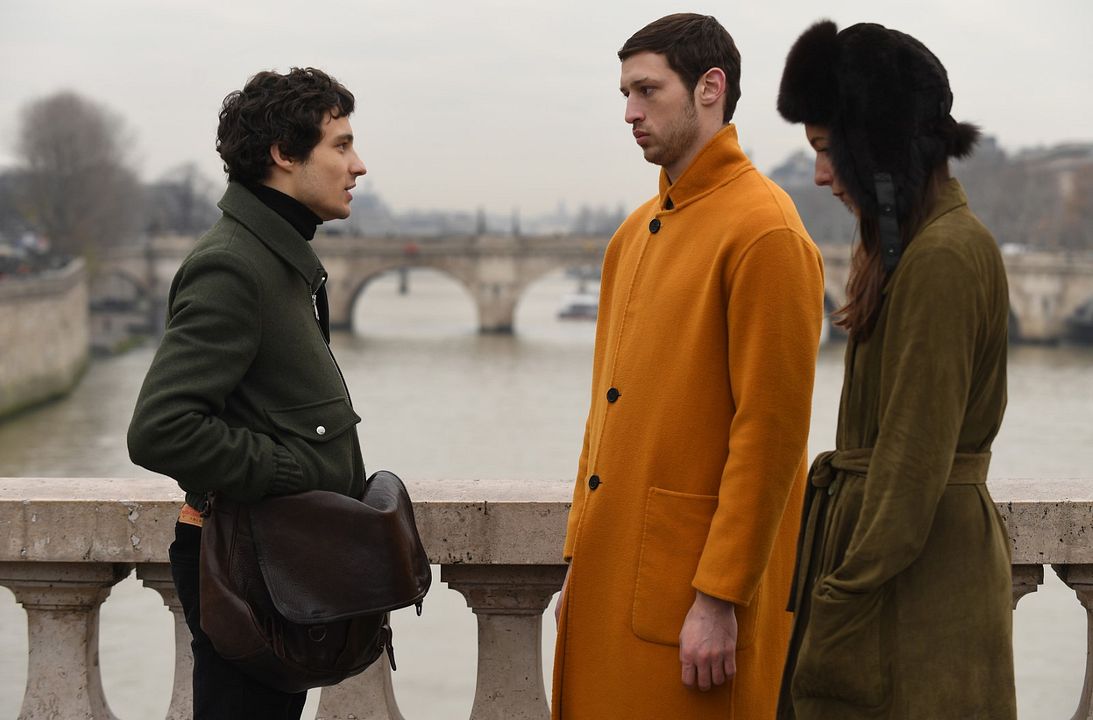 Synonyms : Foto Tom Mercier, Quentin Dolmaire, Louise Chevillotte