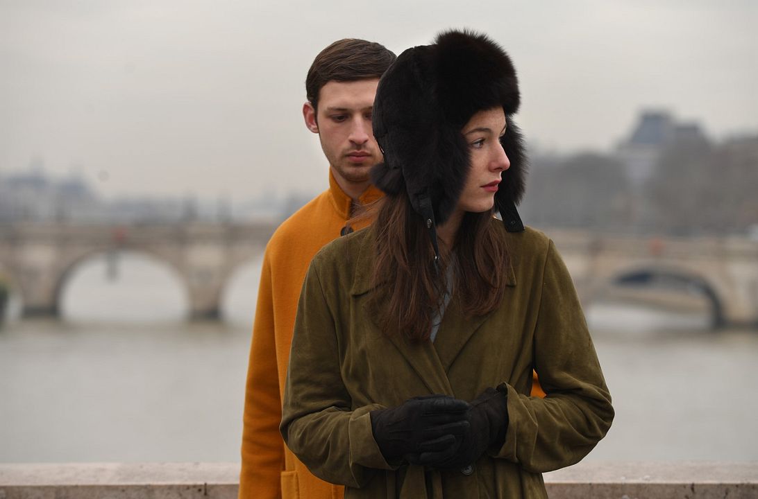 Synonyms : Foto Louise Chevillotte, Tom Mercier