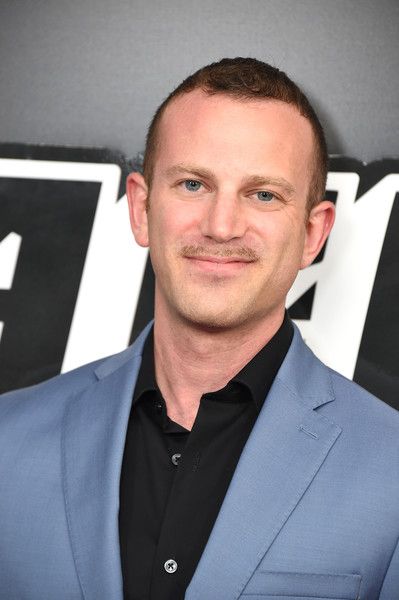 Póster Charlie Wachtel