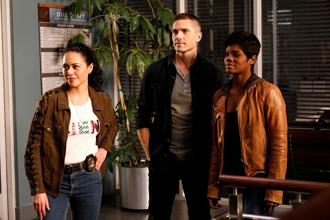 The Rookie : Foto Alyssa Diaz