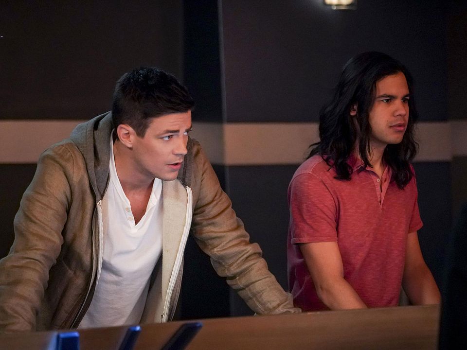 Flash : Foto Grant Gustin, Carlos Valdes