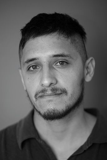 Póster Juan Caceres