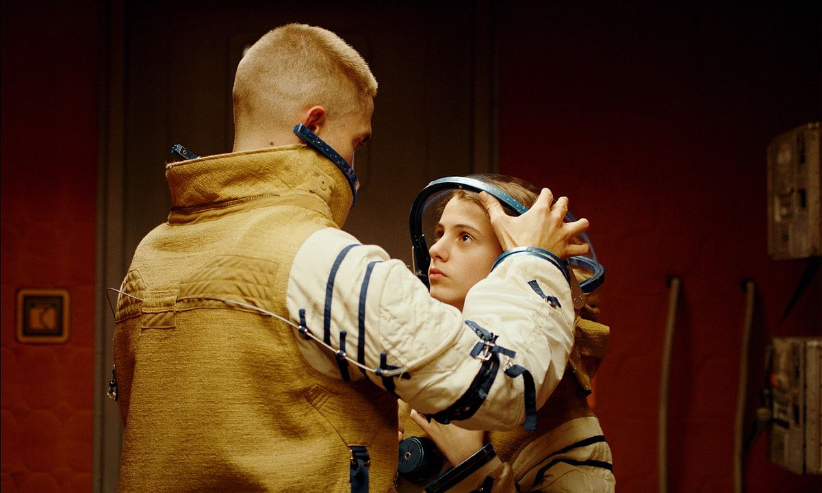 High Life : Foto Robert Pattinson