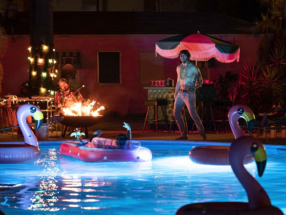 Into The Dark : Foto Hayes MacArthur