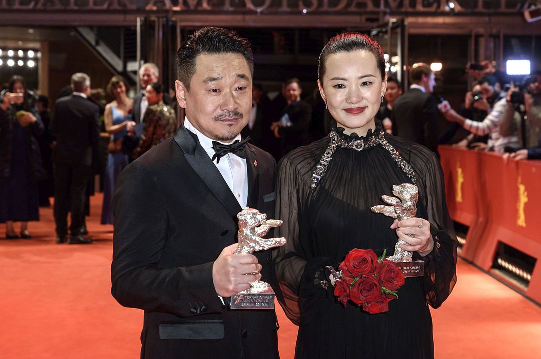 Hasta siempre, hijo mío : Cobertura de revista Jing-chun Wang