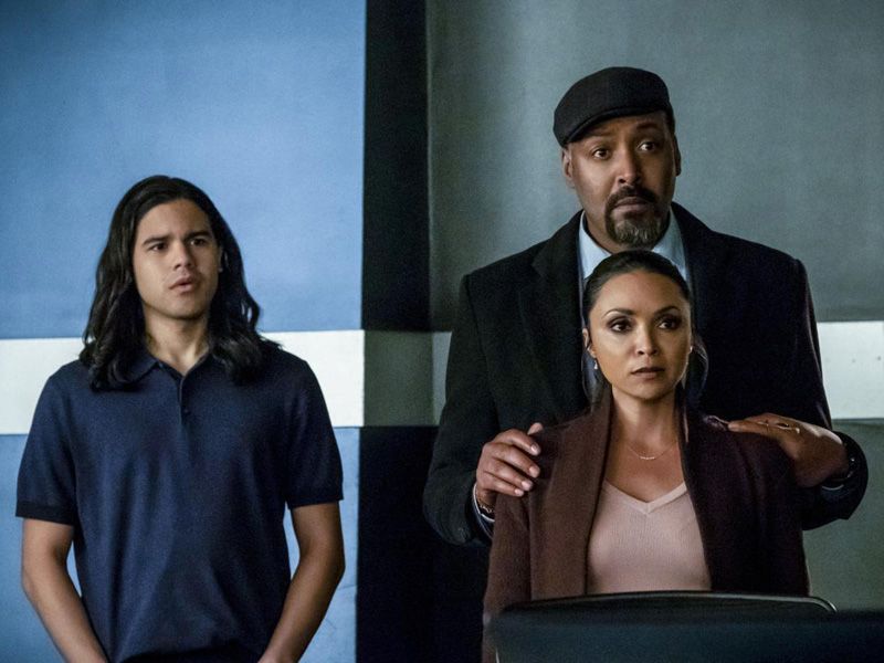 Flash : Foto Jesse L. Martin, Carlos Valdes