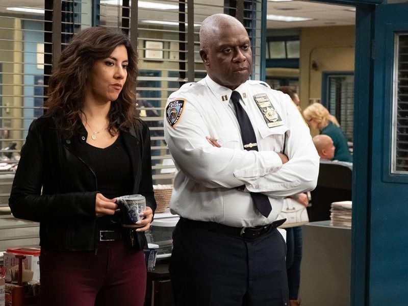 Brooklyn, Precinto 99 : Foto Andre Braugher, Stephanie Beatriz