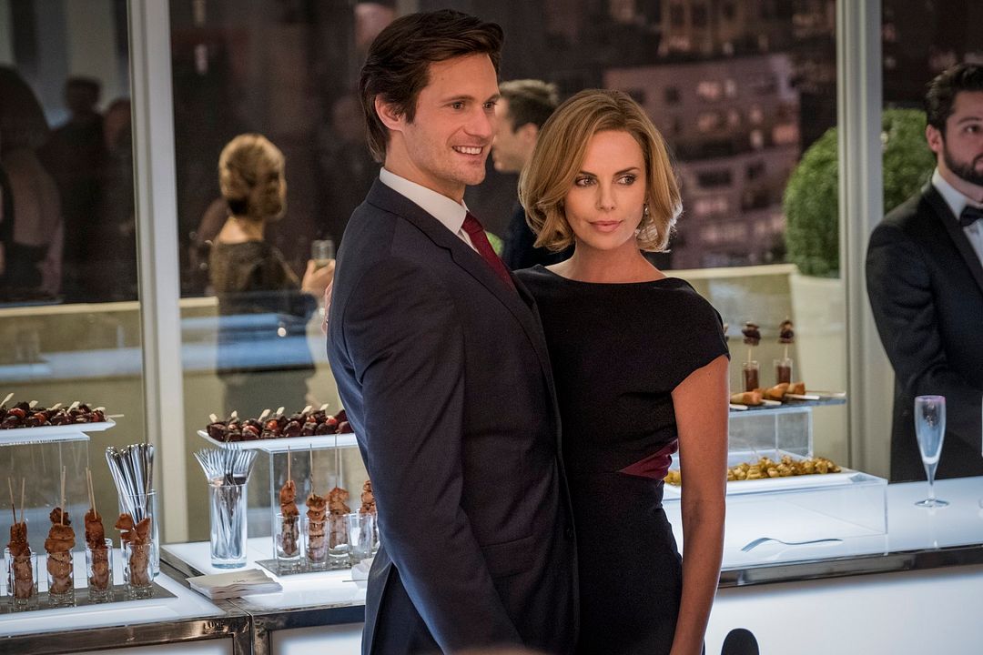 Ni en sueños : Foto Alexander Skarsgård, Charlize Theron
