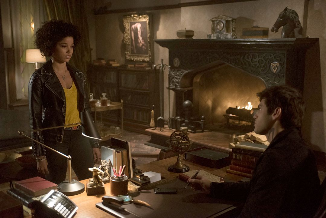 Shadowhunters : Foto Alisha Wainwright