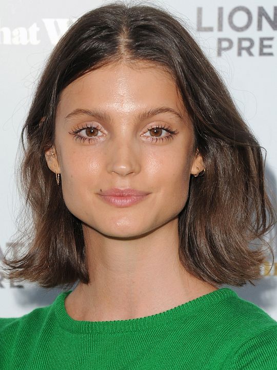 Póster Charlbi Dean Kriek