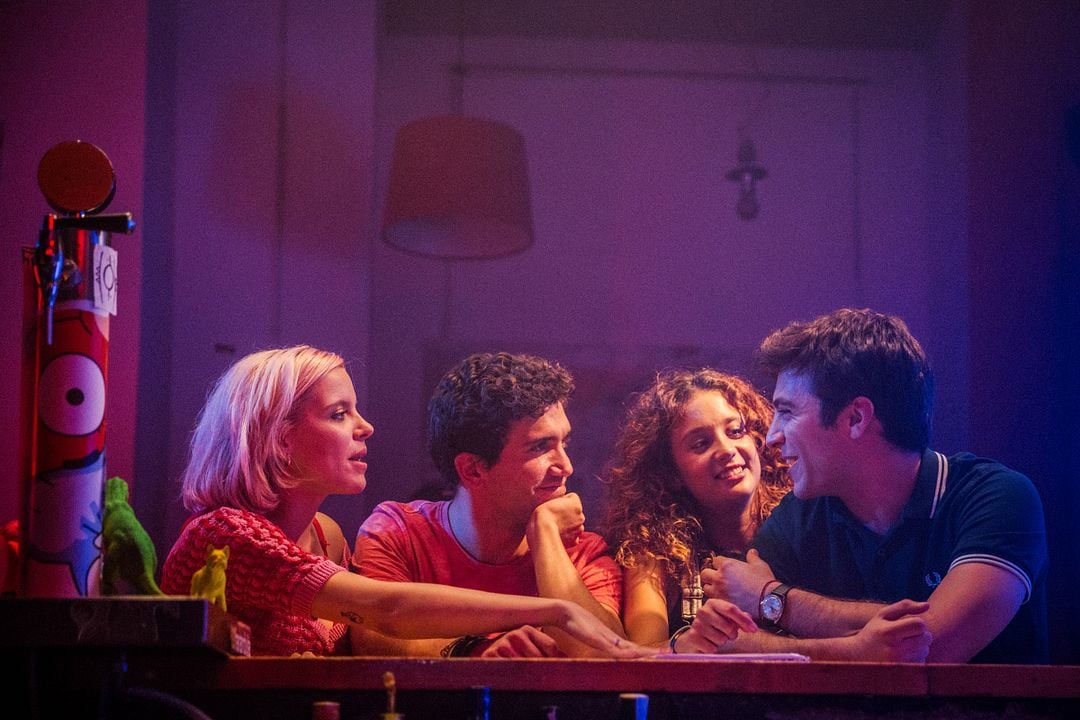 ¿A quién te llevarías a una isla desierta? : Foto María Pedraza, Jaime Lorente, Pol Monen