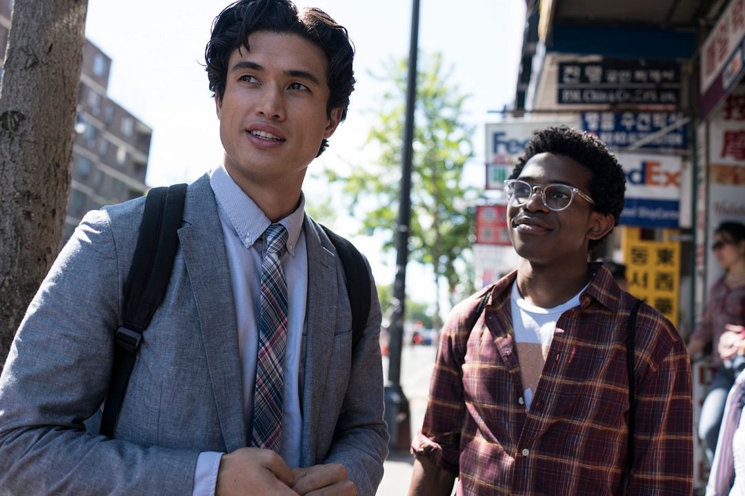 El sol también es una estrella : Foto Charles Melton, Camrus Johnson