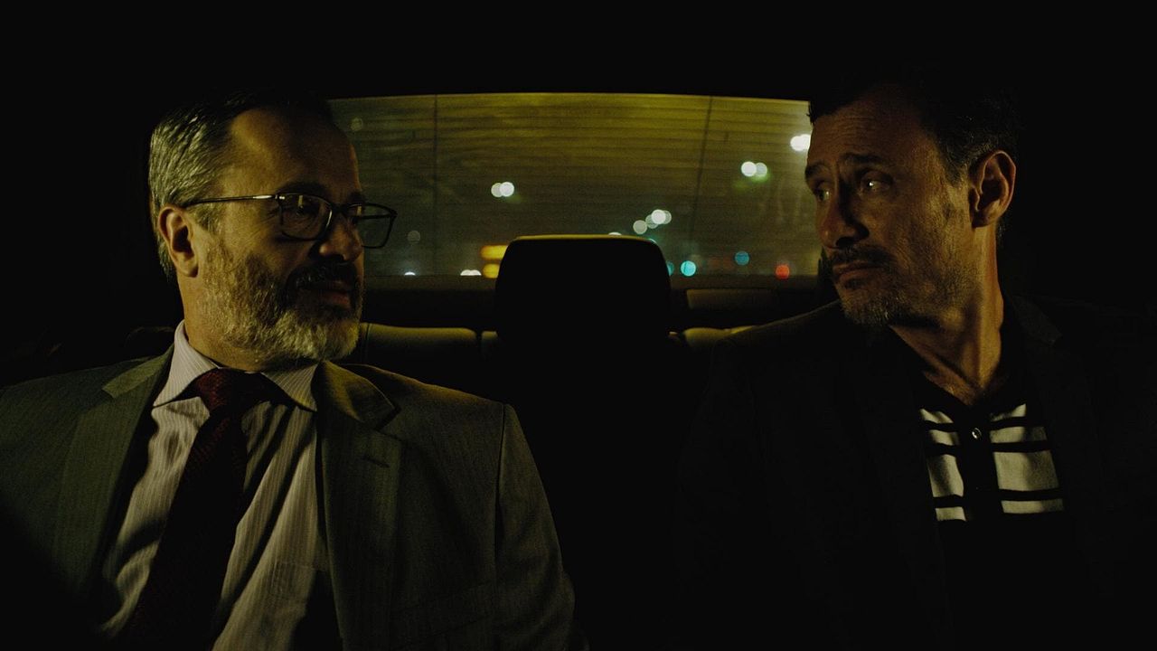 El mecanismo : Póster