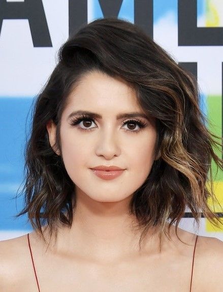 Póster Laura Marano