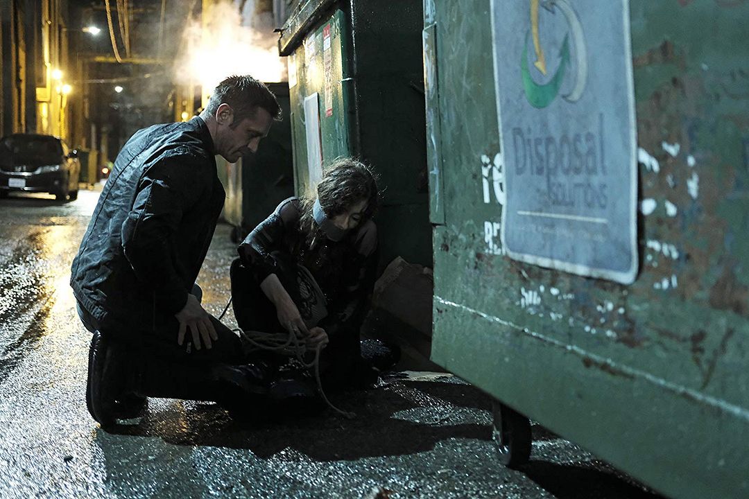 Somewhere Between : Foto