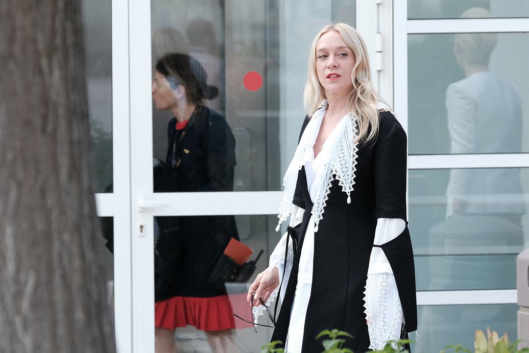 Los muertos no mueren : Cobertura de revista Chloë Sevigny