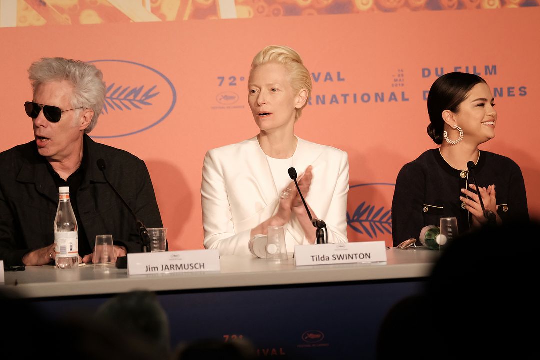 Los muertos no mueren : Cobertura de revista Selena Gomez, Jim Jarmusch, Tilda Swinton