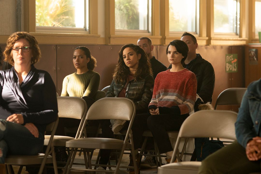 Trinkets : Foto Quintessa Swindell, Brianna Hildebrand, Kiana Madeira