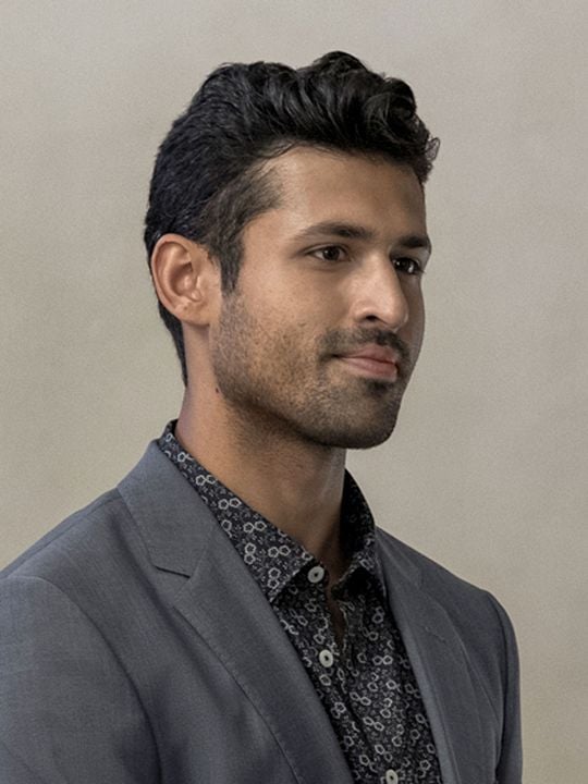 Póster Saamer Usmani