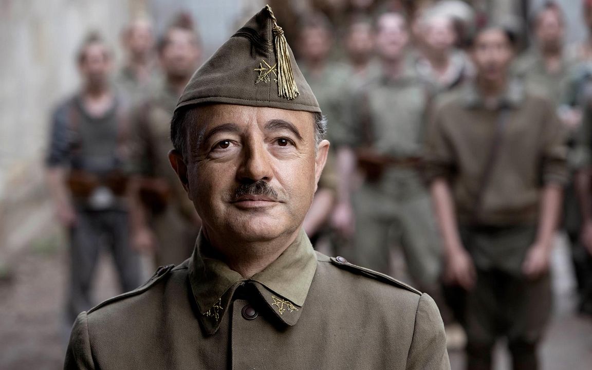 Mientras dure la guerra : Foto Santi Prego, Eduard Fernández